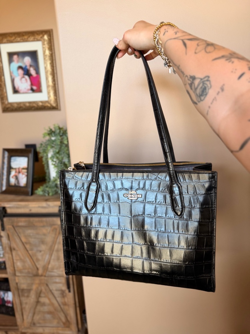 Coach Nina Carryall